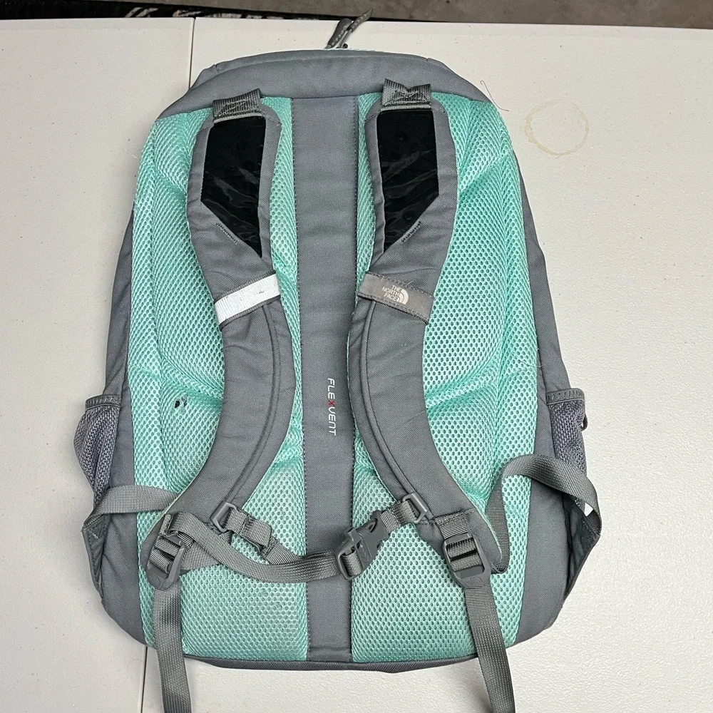 The North Face Women's Gray & Teal Jester Backpack